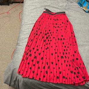 Disney x Torrid Minnie pleated skirt